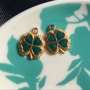 🛍 Gold Green Shamrock Four Leaf Clover Pendant